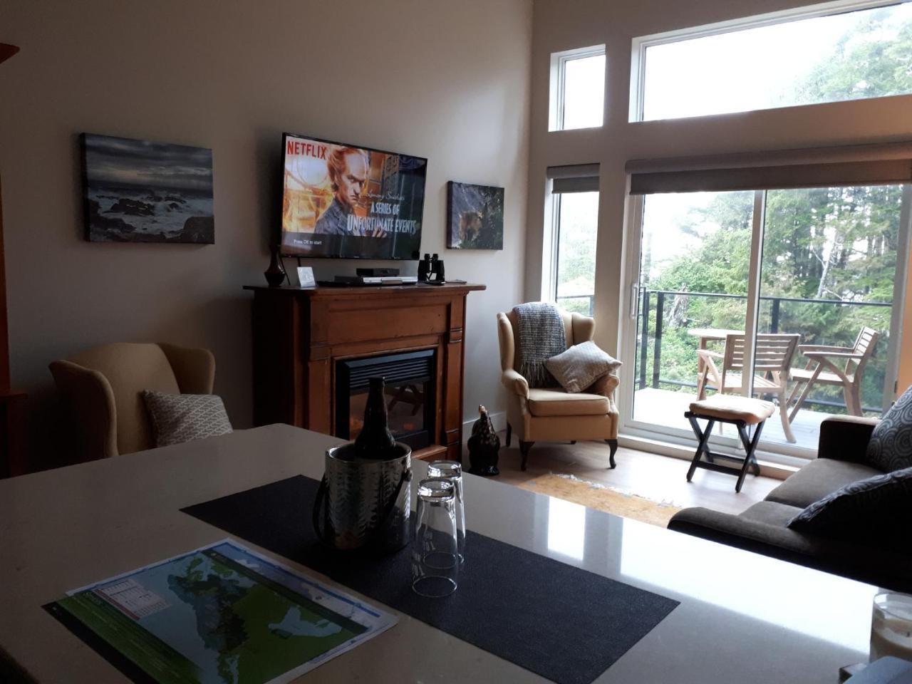 Odyssey Shores Guest Suite Ucluelet Exterior foto